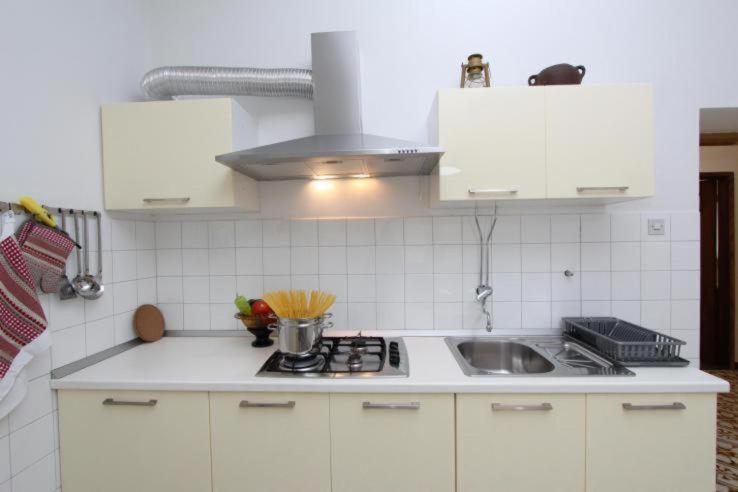 Апартаменты Apartman Sator Ровинь Экстерьер фото