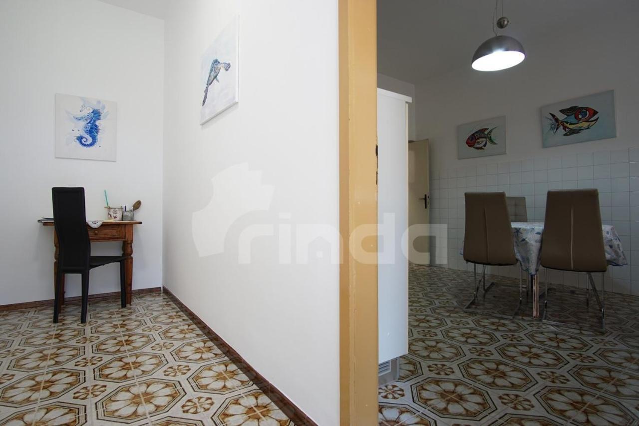Апартаменты Apartman Sator Ровинь Экстерьер фото